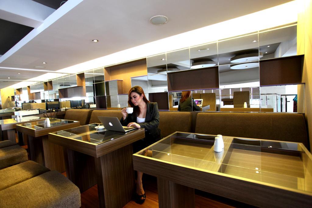 Vio Hotel Pasteur Bandung Eksteriør billede